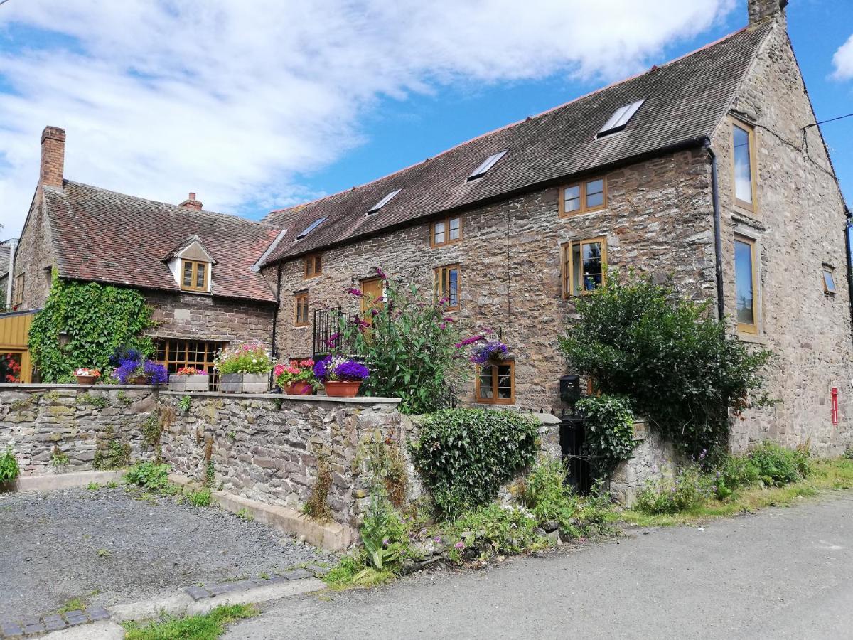 The Barley Store Craven Arms Exteriör bild